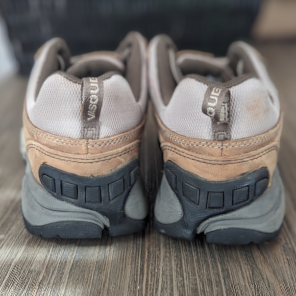 Vasque Hiking Shoes | Size 7 - Picture 8 of 9